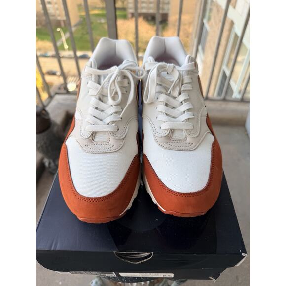 air max 1 lx orange